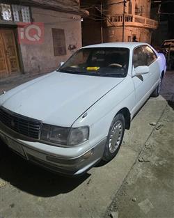 تۆیۆتا کراون